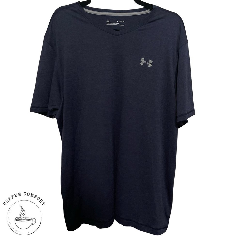 Mens Navy Blue V-Neck XL Under Armour Tshirt
